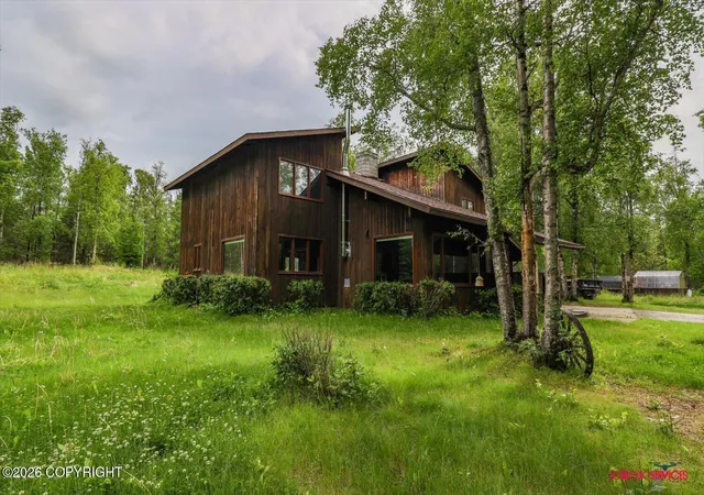 Photo 3 of Single Family Residence at 2755 N Holly Way, Wasilla, AK 99654 | MLS# 26-8795 |  | Sold on 2026-09-16
