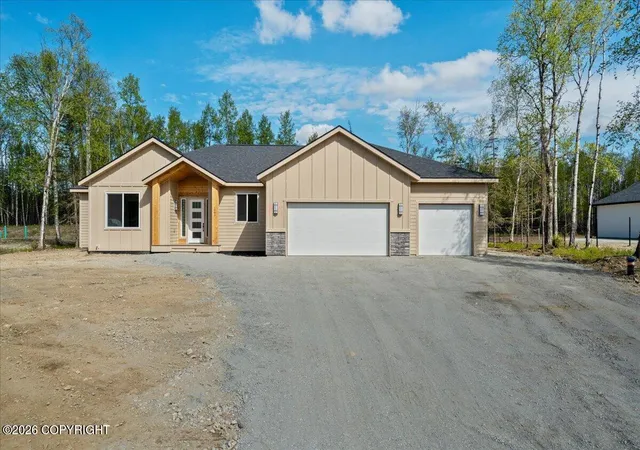 Photo 1 of Single family home for sale at 1391 N Cedar Hills Dr, Palmer, AK 99645 | MLS# 26-8852 | Listing updated on 2026-08-05