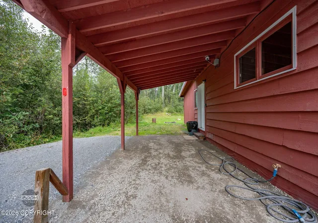Photo 4 of Sale Pending at 2631 N Hematite Dr, Wasilla, AK 99654 | MLS# 26-11160 | Listing updated on 2026-09-10