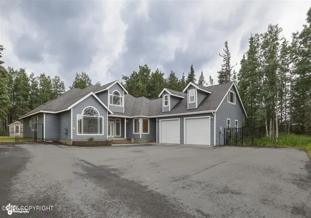 Photo 3 of Single family home for sale at 47489 Wispen Ave, Kenai, AK 99611 | MLS# 26-9016 | Listing updated on 2026-09-03