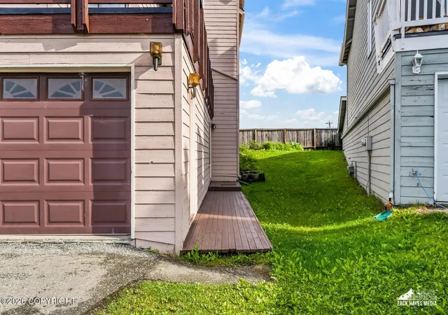 Photo 2 of Single family home for sale at 9201 Sea Parrot Cir, Anchorage, AK 99515 | MLS# 26-9182 | Listing updated on 2026-09-13