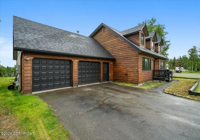 Photo 4 of Sale Pending at 174 E Leota St, Wasilla, AK 99654 | MLS# 26-8869 | Listing updated on 2026-08-28