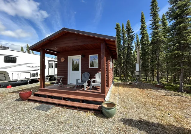 Photo 2 of Single family home for sale at 33386 Mid River Ave, Soldotna, AK 99669 | MLS# 26-8876 | Listing updated on 2026-07-20