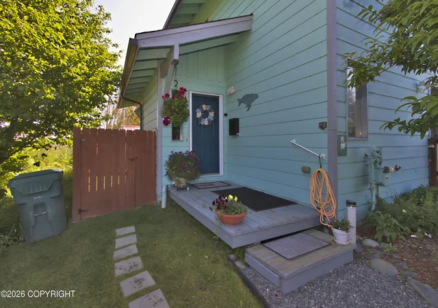 Photo 2 of Sale Pending at 4658 Rochelle Rd, Homer, AK 99603 | MLS# 26-9313 | Listing updated on 2026-08-05