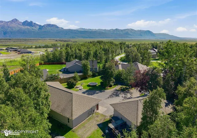 Photo 2 of Single family home for sale at 3318 S Charming Valley Loop, Palmer, AK 99645 | MLS# 26-9168 | Listing updated on 2026-09-15