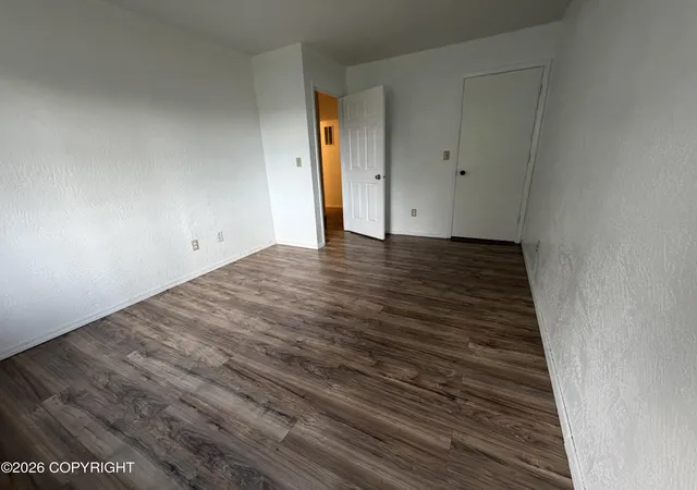 Photo 38 of Single family home for sale at 3900 Starburst Cir, Anchorage, AK 99517 | MLS# 26-9554 | Listing updated on 2026-09-03
