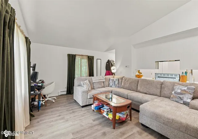 Photo 5 of Sale Pending at 961 E Dellwood St, Wasilla, AK 99654 | MLS# 26-8996 | Listing updated on 2026-08-14