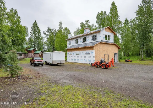 Single family home for sale at 1425 E Petersville Rd, Trapper Creek, AK 99683 | MLS# 26-9067 | Listing updated on 2026-07-22