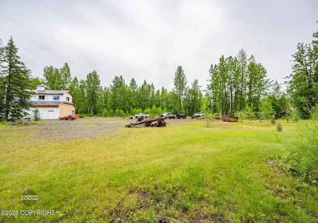 Photo 90 of Single family home for sale at 1425 E Petersville Rd, Trapper Creek, AK 99683 | MLS# 26-9067 | Listing updated on 2026-07-22