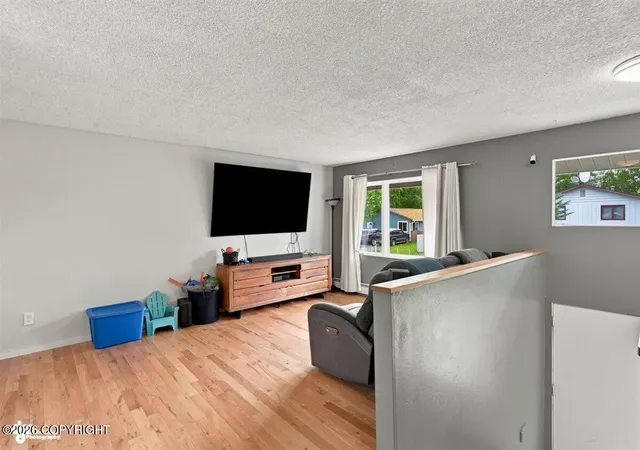Photo 2 of Single family home for sale at 3511 Scarlet Pl, Anchorage, AK 99517 | MLS# 26-9662 | Listing updated on 2026-08-31