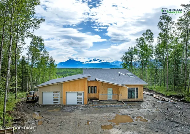 Photo 1 of Sale Pending at 4870 W Christina Ct, Wasilla, AK 99623 | MLS# 26-9342 | Listing updated on 2026-09-04