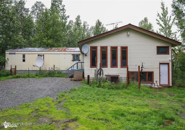 Photo 1 of Single family home for sale at 946 N Satisfied Dr, Wasilla, AK 99623 | MLS# 26-9312 | Listing updated on 2026-08-31