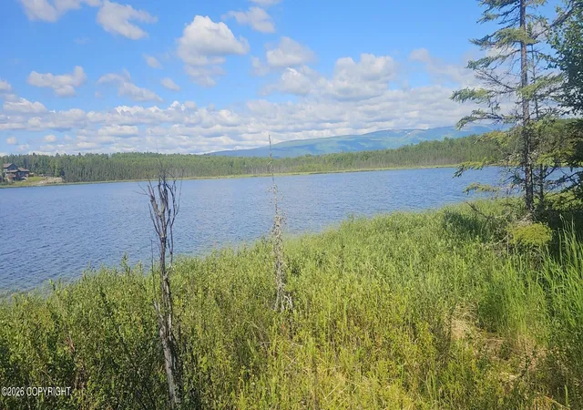 Photo 2 of Single family home for sale at 946 N Satisfied Dr, Wasilla, AK 99623 | MLS# 26-9312 | Listing updated on 2026-08-31