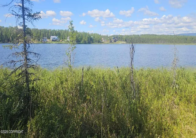 Photo 3 of Single family home for sale at 946 N Satisfied Dr, Wasilla, AK 99623 | MLS# 26-9312 | Listing updated on 2026-08-31