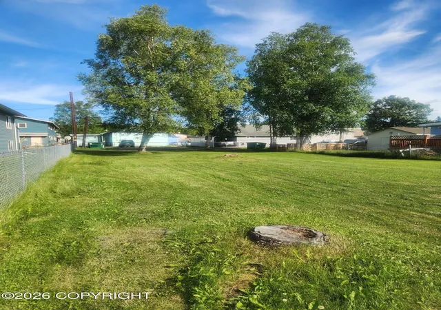Photo 1 of Land for sale at 833 N Lane St, Anchorage, AK 99508 | MLS# 26-9505 | Listing updated on 2026-09-03