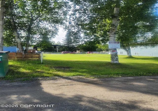 Photo 4 of Land for sale at 833 N Lane St, Anchorage, AK 99508 | MLS# 26-9505 | Listing updated on 2026-09-03