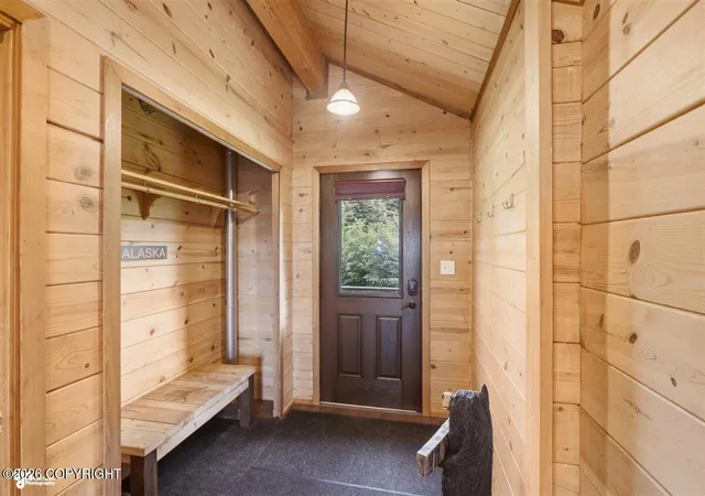 Photo 4 of Single family home for sale at 6841 Potter Hts Dr, Anchorage, AK 99516 | MLS# 26-9334 | Listing updated on 2026-09-10