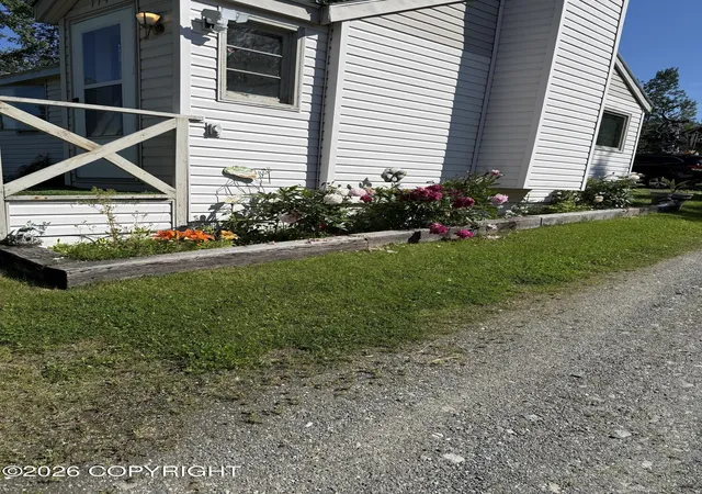 Photo 2 of Single family home for sale at 11437 Echo St, Eagle River, AK 99577 | MLS# 26-9784 | Listing updated on 2026-08-04