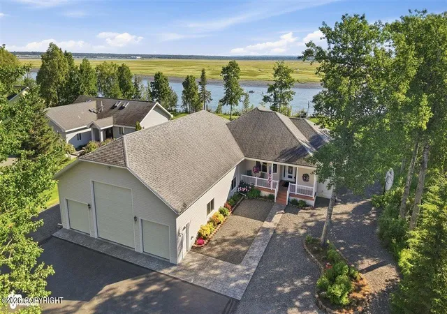 Photo 1 of Single family home for sale at 2565 Watergate Way, Kenai, AK 99611 | MLS# 26-9201 | Listing updated on 2026-08-11