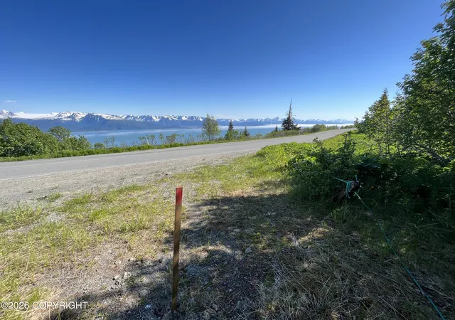 Photo 3 of Sale Pending at 52136 Old E End Rd, Homer, AK 99603 | MLS# 26-9272 | Listing updated on 2026-09-29