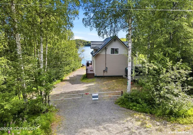 Photo 3 of Single family home for sale at 9815 N Rainbow Shrs Rd, Willow, AK 99688 | MLS# 26-9251 | Listing updated on 2026-08-30