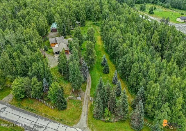 Photo 2 of Sale Pending at 4701 S Redoubt Dr, Wasilla, AK 99654 | MLS# 26-9788 | Listing updated on 2026-08-30
