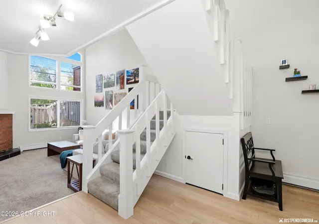 Photo 5 of Sale Pending at 6723 Cutty Sark St, Anchorage, AK 99502 | MLS# 26-9295 | Listing updated on 2026-08-31