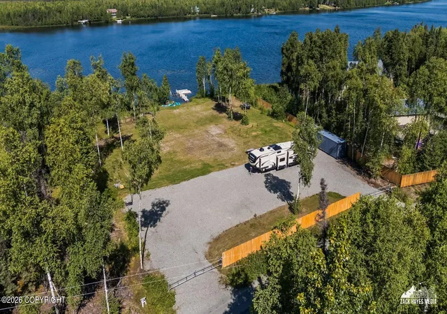 Photo 2 of Single family home for sale at 3732 S Horseshoe Lake Rd, Big Lake, AK 99652 | MLS# 26-9323 | Listing updated on 2026-08-03