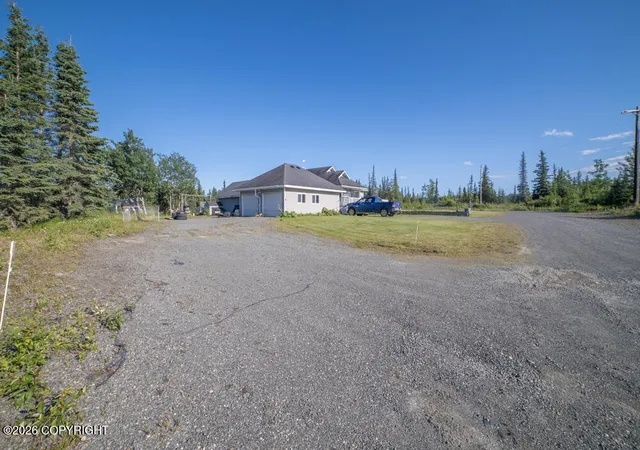 Photo 4 of Single family home for sale at 36026 Meandering Rd, Soldotna, AK 99669 | MLS# 26-9344 | Listing updated on 2026-09-15