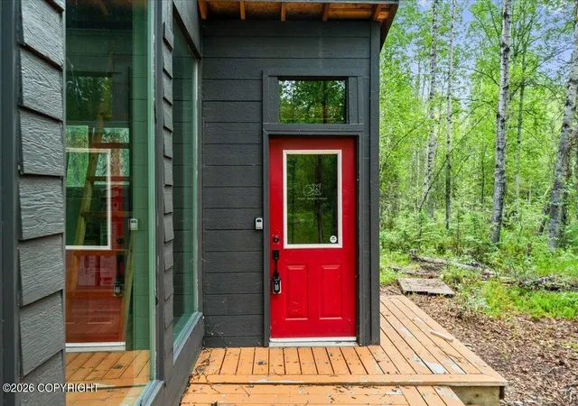 Photo 2 of Single family home for sale at 48761 S Silver Salmon Dr, Willow, AK 99688 | MLS# 26-9402 | Listing updated on 2026-08-13