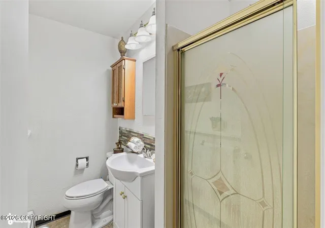 Photo 32 of Sale Pending at 6900 Royal Ct, Anchorage, AK 99502 | MLS# 26-10103 | Listing updated on 2026-09-05