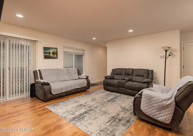 Photo 4 of Sale Pending at 216 Skwentna Dr #39, Anchorage, AK 99504 | MLS# 26-10443 | Listing updated on 2026-09-13