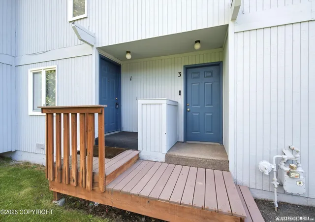 Photo 4 of Sale Pending at 1681 Elcadore Dr, Anchorage, AK 99507 | MLS# 26-9602 | Listing updated on 2026-09-02