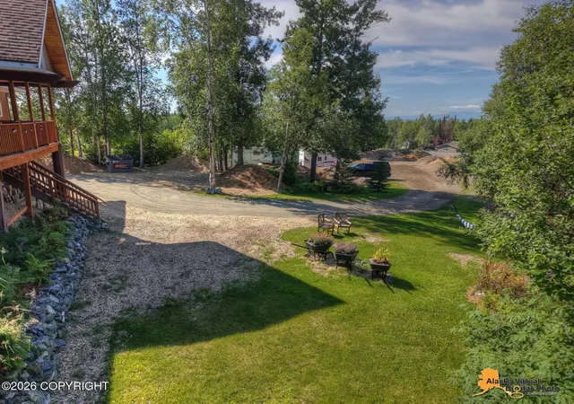 Photo 4 of Single family home for sale at 6400 O'malley Rd, Anchorage, AK 99507 | MLS# 26-9643 | Listing updated on 2026-09-29
