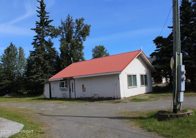 Photo 3 of Single family home for sale at 66160 Oil Well Rd, Ninilchik, AK 99639 | MLS# 26-11143 | Listing updated on 2026-08-31