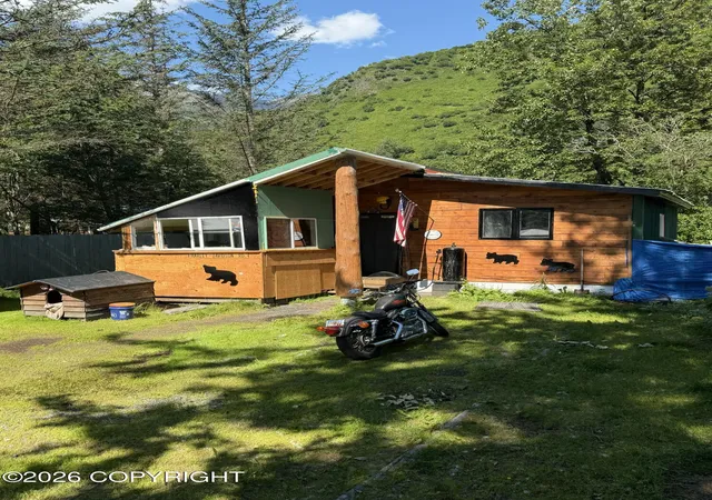 Single family home for sale at 141 Gulkana St, Valdez, AK 99686 | MLS# 26-9765
