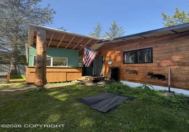 Photo 3 of Single family home for sale at 141 Gulkana St, Valdez, AK 99686 | MLS# 26-9765 | Listing updated on 2026-10-02