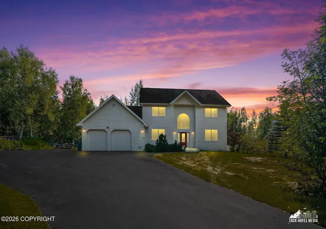 Photo 2 of Single family home for sale at 706 E Sage Rd, Wasilla, AK 99654 | MLS# 26-9624 | Listing updated on 2026-08-25
