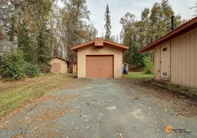 Photo 3 of Sale Pending at 8265 N Iditarod Cir, Wasilla, AK 99654 | MLS# 26-9708 | Listing updated on 2026-08-12