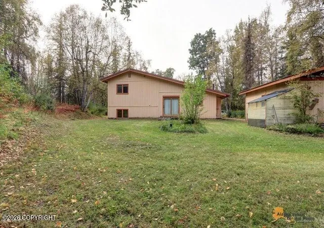 Photo 4 of Sale Pending at 8265 N Iditarod Cir, Wasilla, AK 99654 | MLS# 26-9708 | Listing updated on 2026-08-12