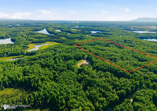 Photo 105 of Single family home for sale at 26675 W Crystal Lake Rd, Willow, AK 99688 | MLS# 26-9636 | Listing updated on 2026-08-07