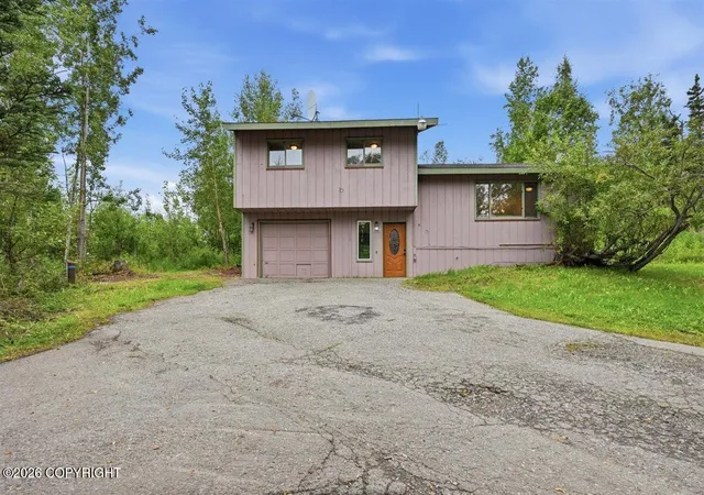 Photo 1 of Single family home for sale at 2150 N Patsy St, Wasilla, AK 99654 | MLS# 26-9938 | Listing updated on 2026-08-07