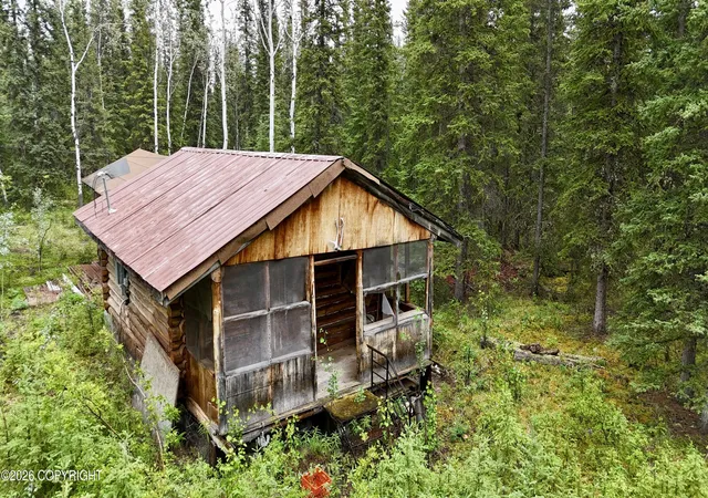 Photo 2 of Single family home for sale at L10 B3 Mentasta Ave, Tok, AK 99780 | MLS# 26-9621 | Listing updated on 2026-08-03