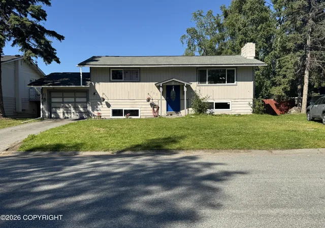 Photo 1 of Single family home for sale at 725 W 72nd Avenue, Anchorage, AK 99518 | MLS# 26-9691 | Listing updated on 2026-08-30