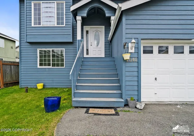 Photo 4 of Sale Pending at 1546 N Heather Meadows Loop, Anchorage, AK 99507 | MLS# 26-9555 | Listing updated on 2026-09-13