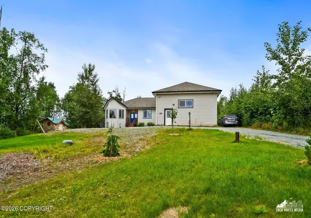 Photo 3 of Single family home for sale at 4412 S Timberland Loop, Wasilla, AK 99623 | MLS# 26-10352 | Listing updated on 2026-08-21