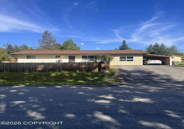 Photo 1 of Single family home for sale at 11541 Lower Sunny Cir, Eagle River, AK 99577 | MLS# 26-9761 | Listing updated on 2026-08-04