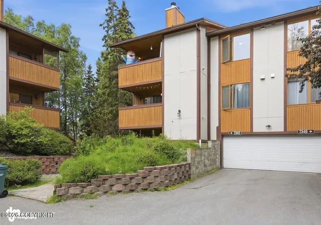 Photo 3 of Condo for sale at 7342 Huntsmen Cir #14-D, Anchorage, AK 99518 | MLS# 26-9587 | Listing updated on 2026-09-11