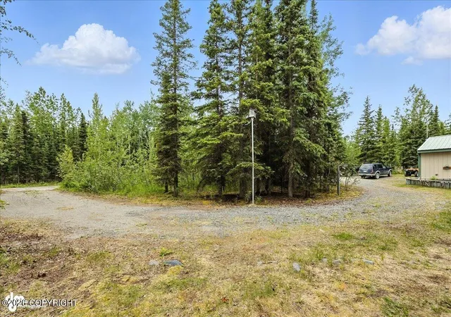 Photo 5 of Sale Pending at 36695 River View Ter Dr, Soldotna, AK 99669 | MLS# 26-9666 | Listing updated on 2026-08-10