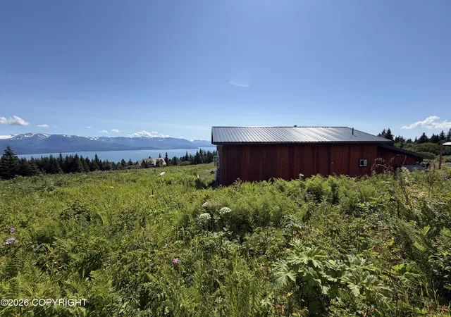 Photo 3 of Sale Pending at 36606 Hammock Cir, Homer, AK 99603 | MLS# 26-9706 | Listing updated on 2026-08-31